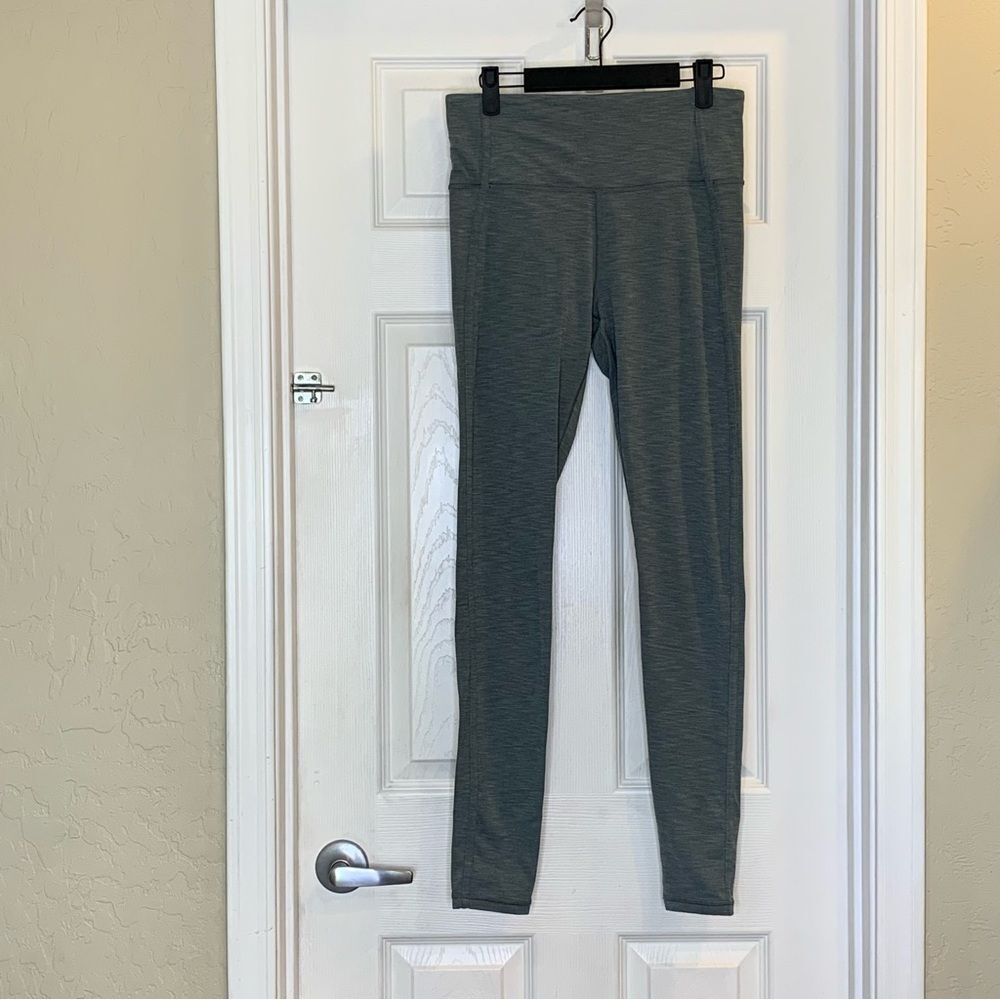 Athleta Elation Over The Heel Tight Leggings Size Medium Heathered Gray